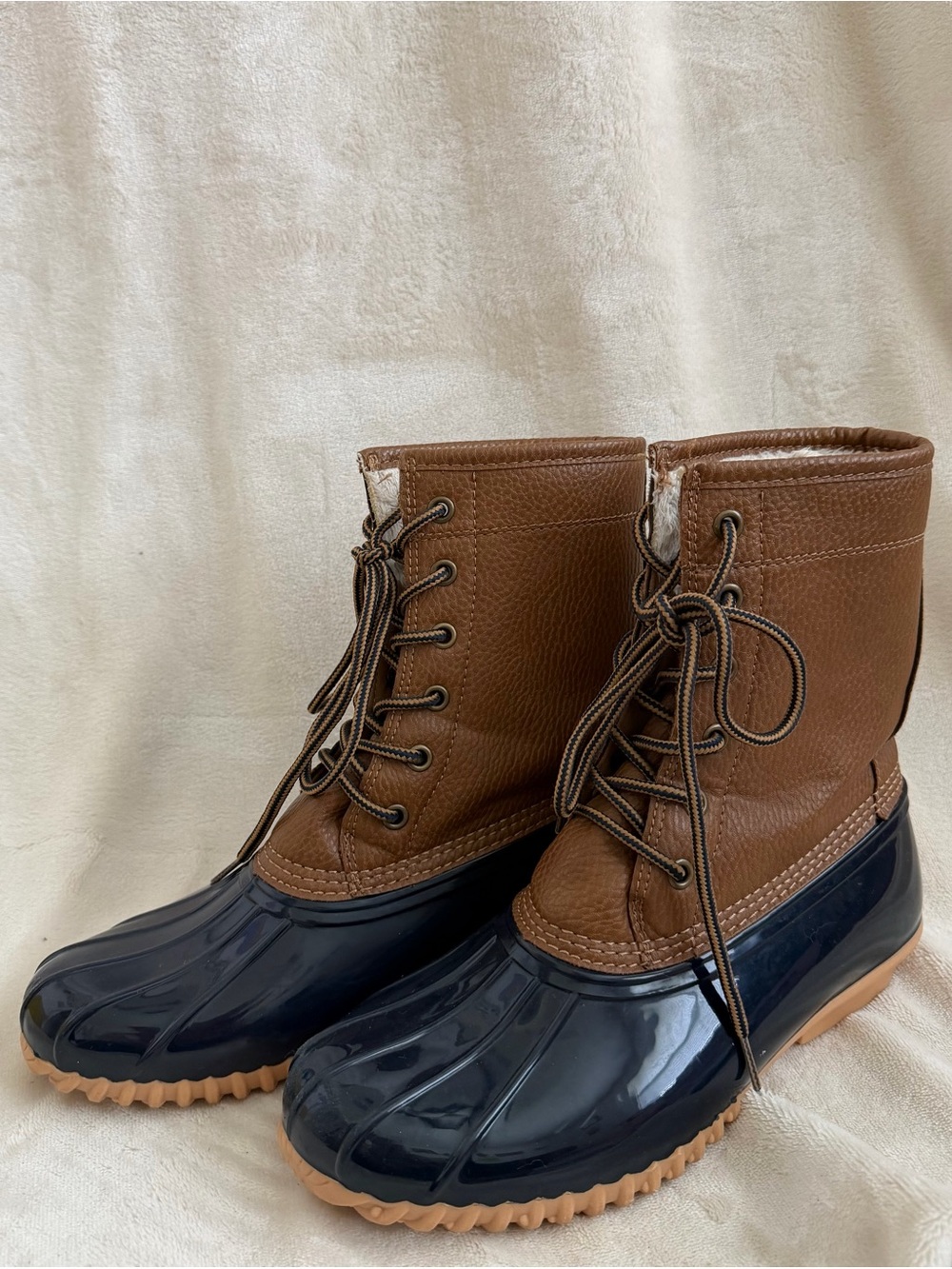 Sporto Brown and Black Lace-Up Waterproof Boots
